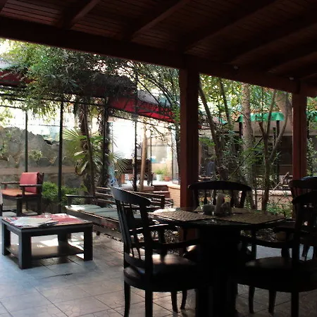 Hotel Vezir 2*