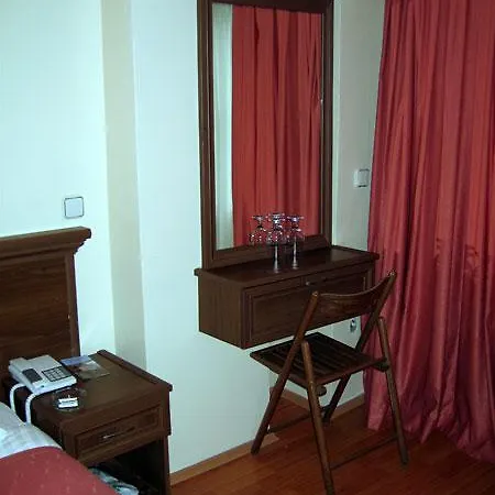 Hotel Vezir 2*